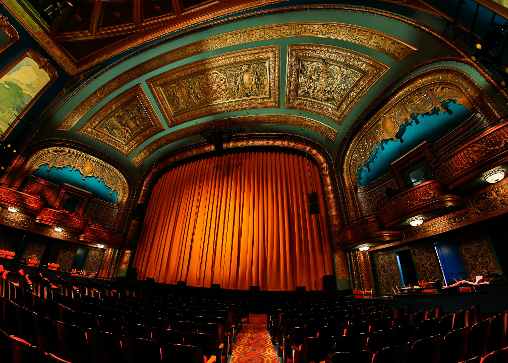 image of the curran theater seats and proscenium