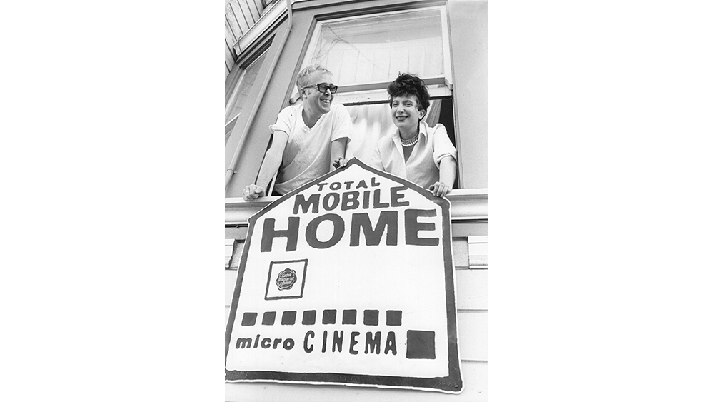 Total Mobile Home microCinema